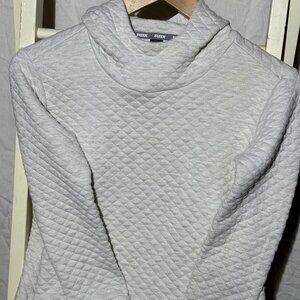 Hooded quilted sweatshirt